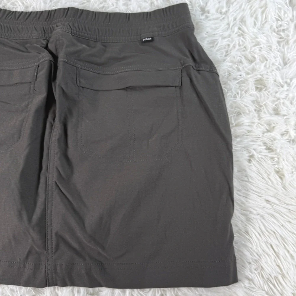 prAna Women's Size 10 Skort Elastic Waist Hiking Outdoors Gorpcore Casual Active